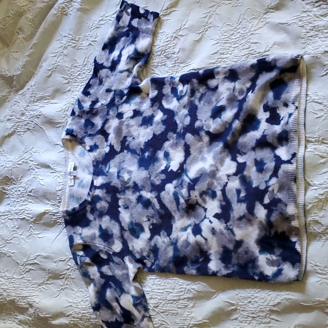 White And Warren Cashmere Flowery Sweater